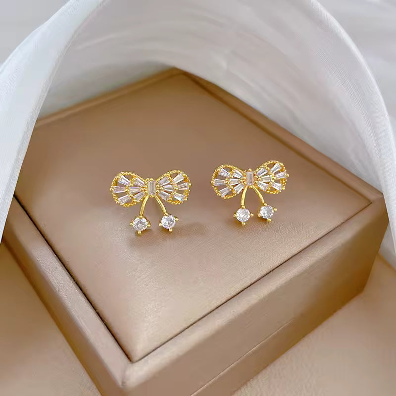 Stainless Steel Inlaid Zircon Tassel Bow Earring Jewelry for Women.