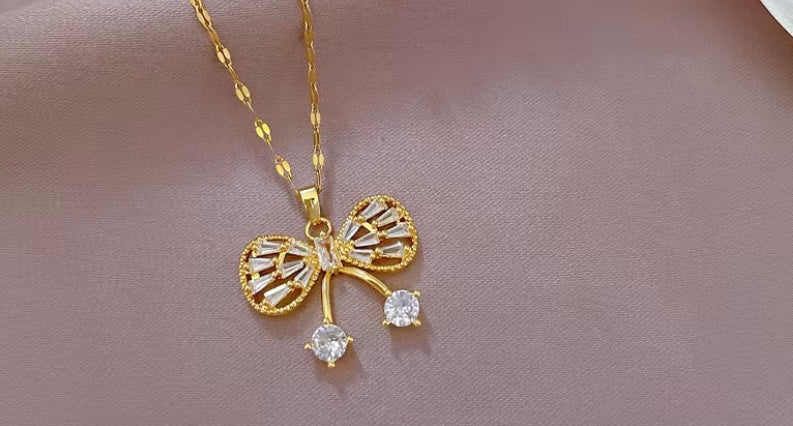 Micro Inlaid Butterfly Necklace , Light Luxury Vintage Style Personalized Temperament Banquet Accessories.